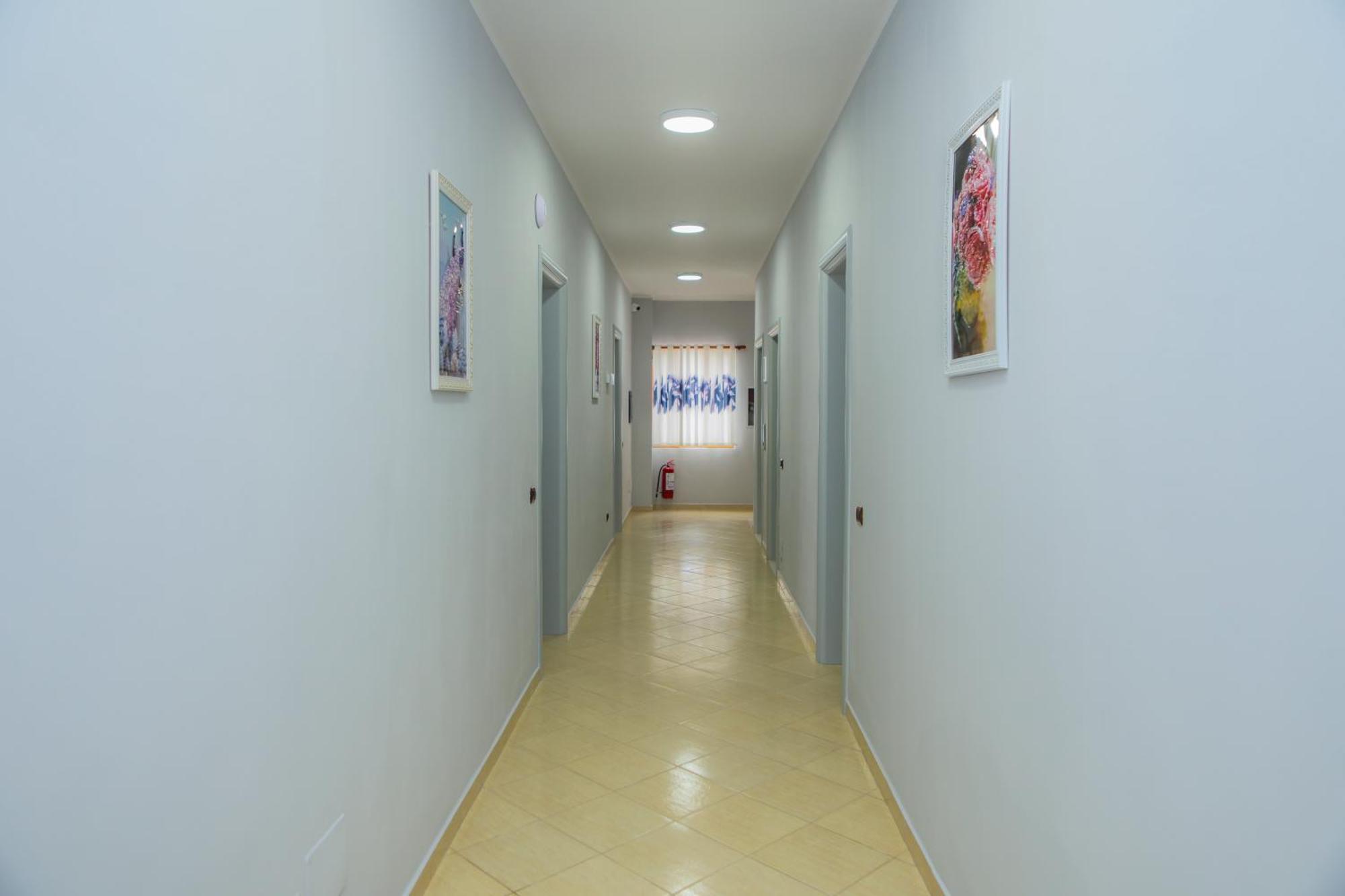 Eden Hotel Shëngjin Εξωτερικό φωτογραφία