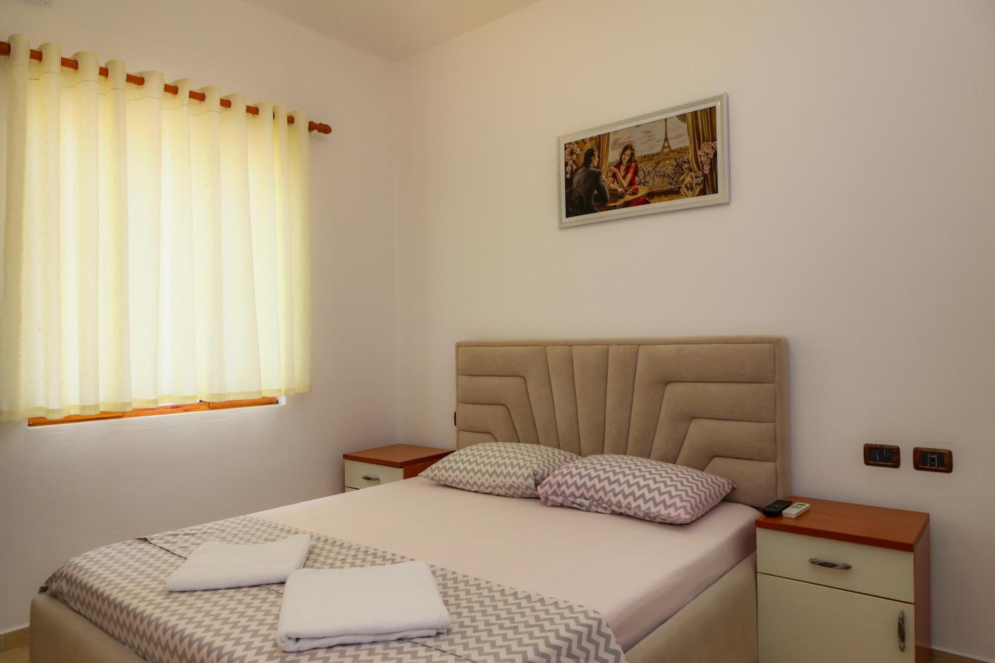Eden Hotel Shëngjin Εξωτερικό φωτογραφία